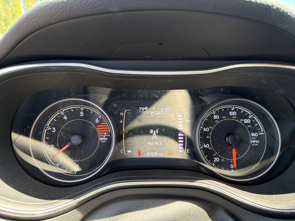 2019 Jeep Cherokee Base