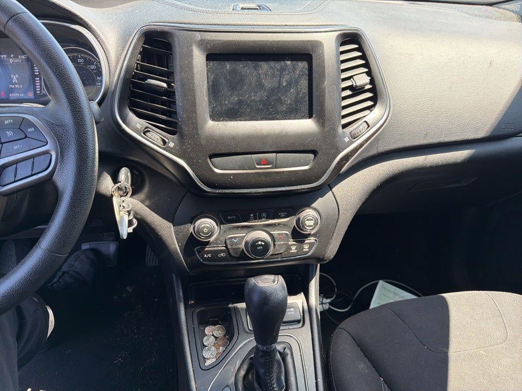 2019 Jeep Cherokee Base