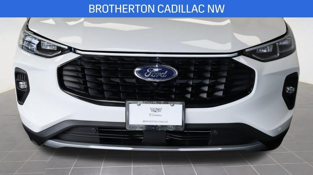 2025 Ford Escape Platinum