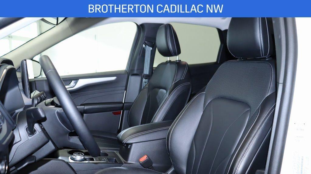 2025 Ford Escape Platinum