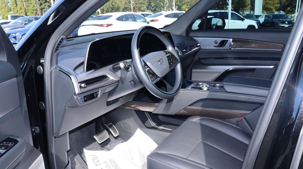 2026 Cadillac VISTIQ Sport