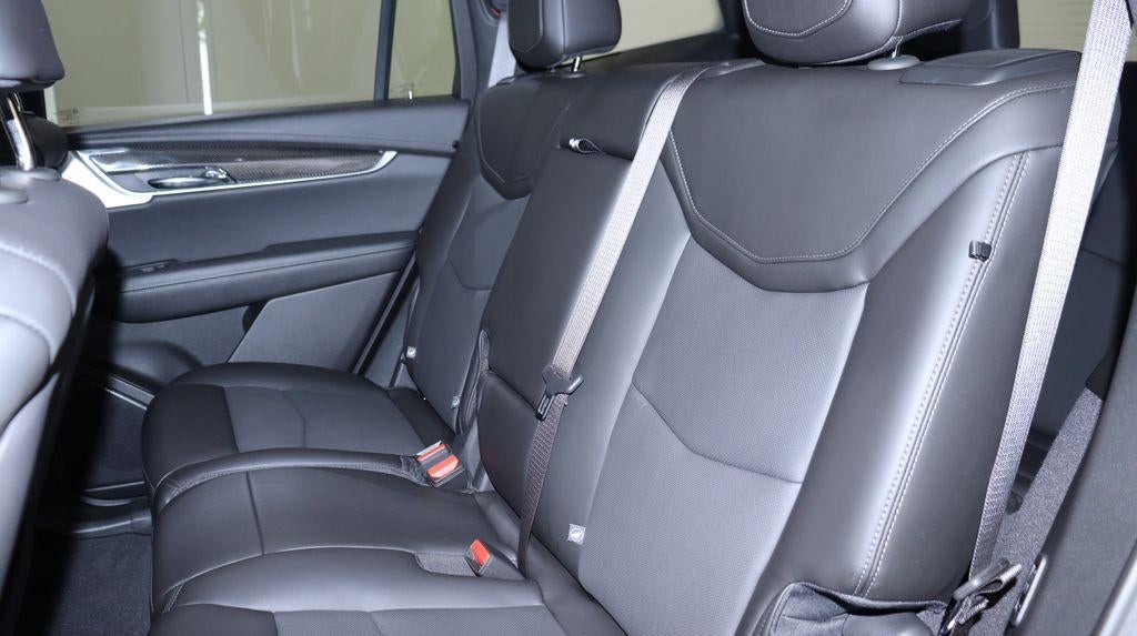2025 Cadillac XT6 Sport