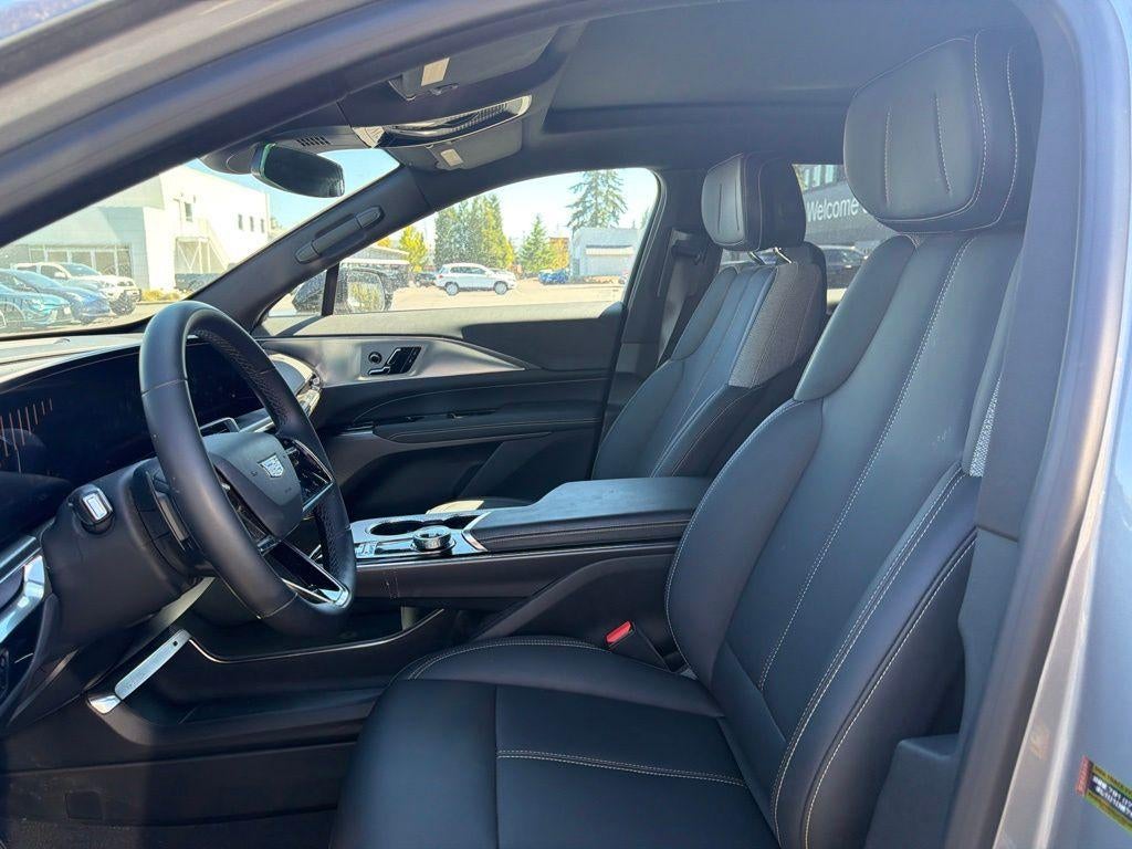 2024 Cadillac LYRIQ Tech