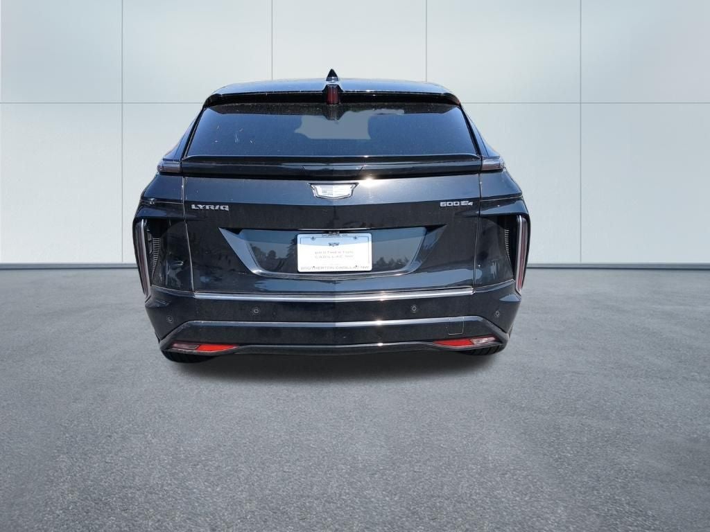 2024 Cadillac LYRIQ Tech