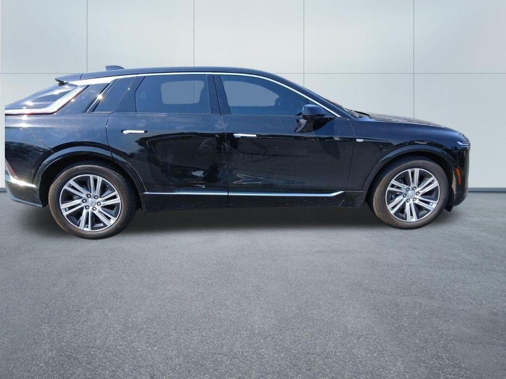 2024 Cadillac LYRIQ Tech