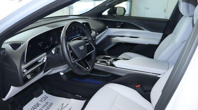 2024 Cadillac LYRIQ Luxury 2