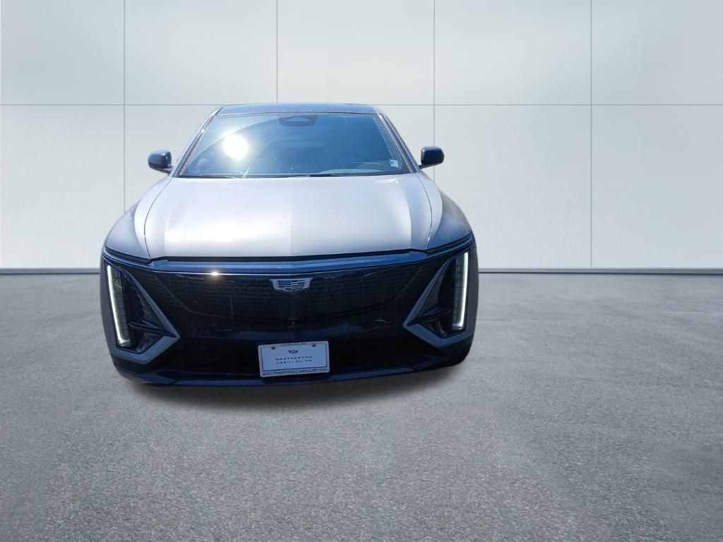 2024 Cadillac LYRIQ Sport 2