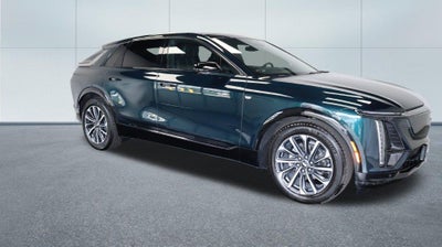 2024 Cadillac LYRIQ Sport 2