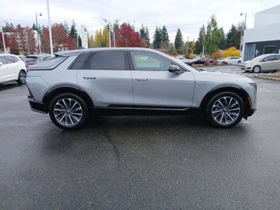 2024 Cadillac LYRIQ Sport 2