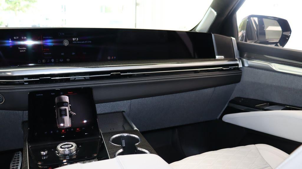 2025 Cadillac Escalade V-Series