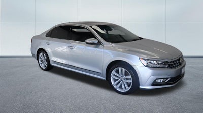 2018 Volkswagen Passat 2.0T SEL Premium
