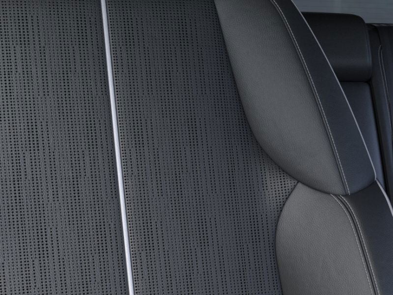 2026 Cadillac OPTIQ 4dr Premium Luxury