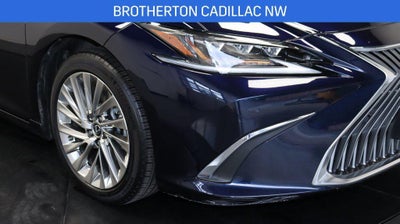 2020 Lexus ES 300h Luxury