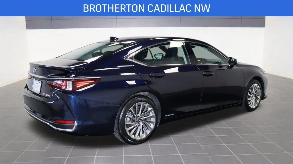 2020 Lexus ES 300h Luxury