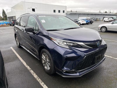2021 Toyota Sienna XSE