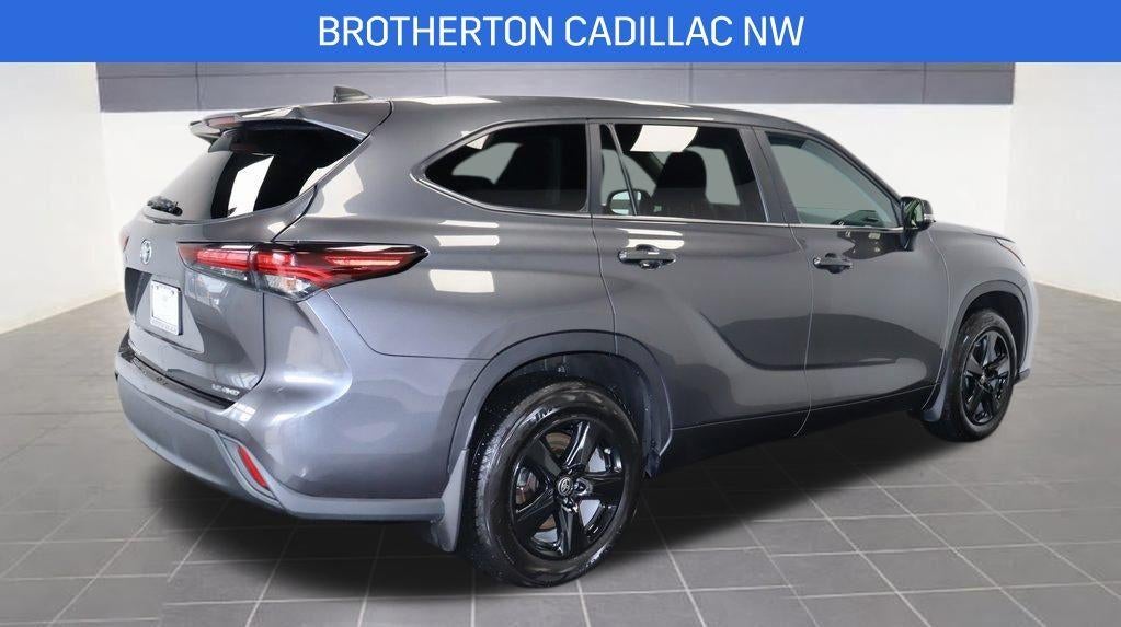 2024 Toyota Highlander LE