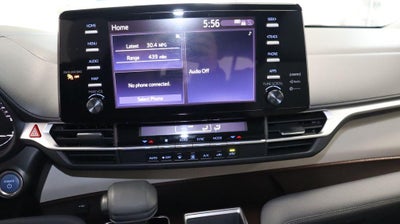 2023 Toyota Sienna LE