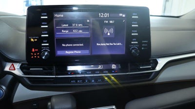2024 Toyota Sienna LE AWD