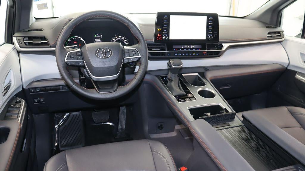 2024 Toyota Sienna XSE