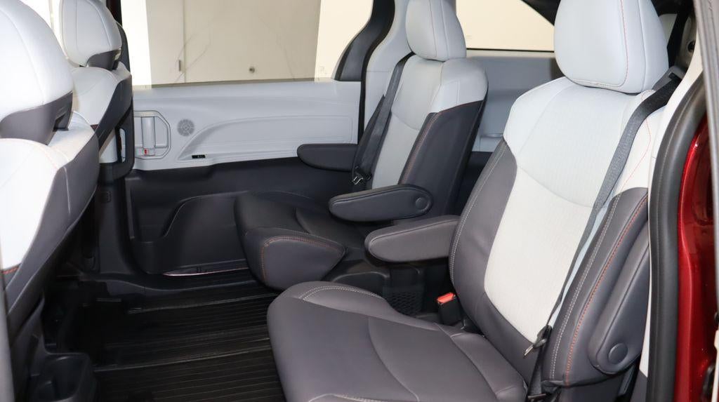 2024 Toyota Sienna XSE