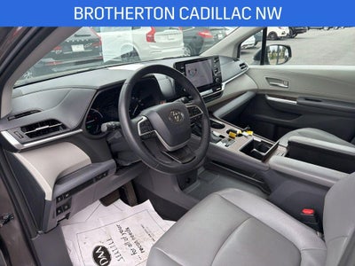 2022 Toyota Sienna XLE