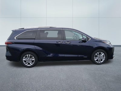 2021 Toyota Sienna Limited