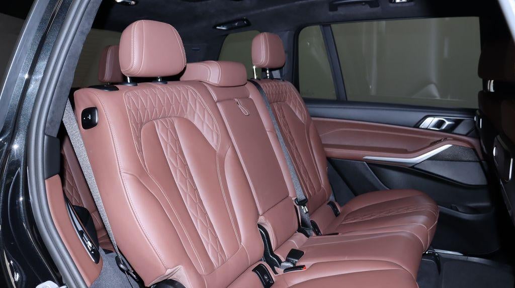 2026 BMW X7 M60i