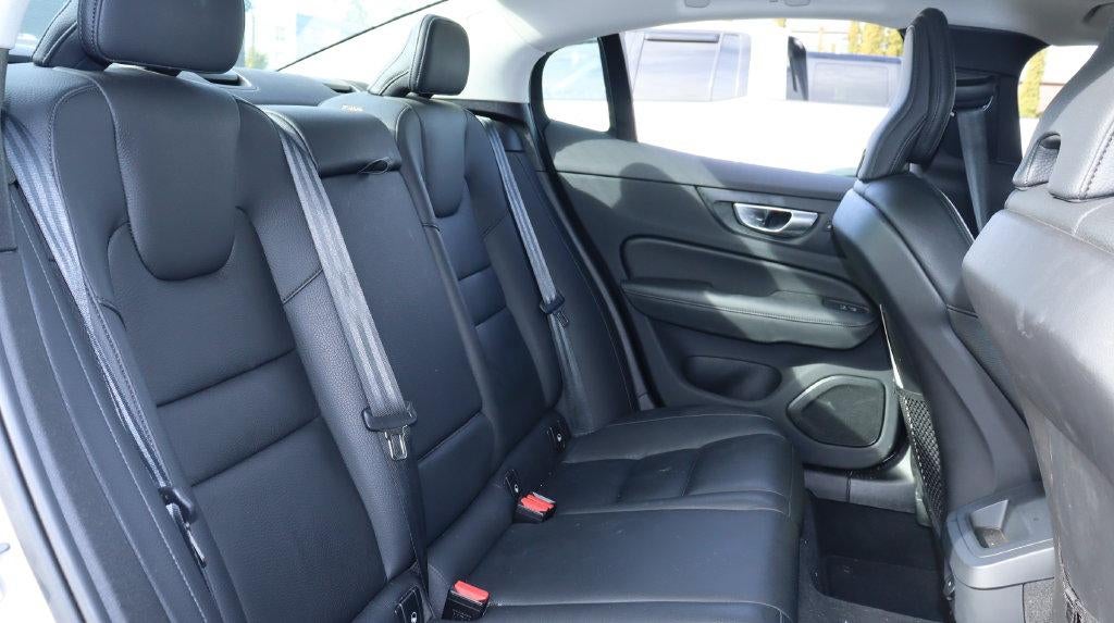 2024 Volvo S60 B5 Plus Dark Theme