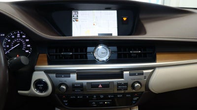 2018 Lexus ES 300h
