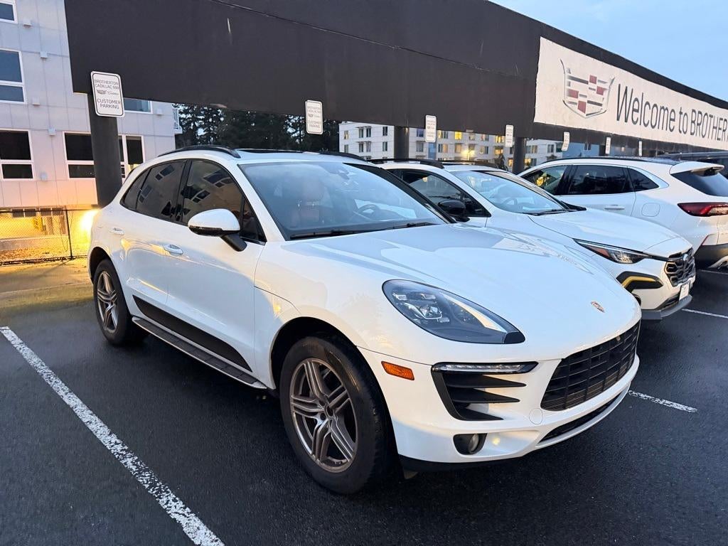 2018 Porsche Macan Base