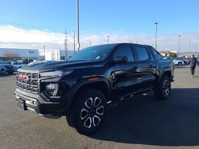 2025 GMC Canyon 4WD AT4