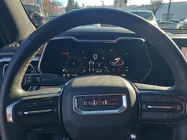 2025 GMC Canyon 4WD AT4