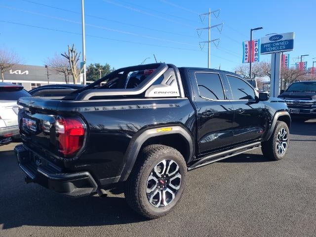 2025 GMC Canyon 4WD AT4