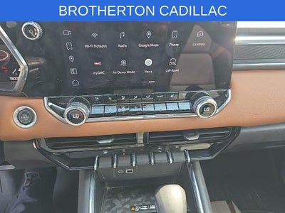2024 GMC Canyon 4WD AT4