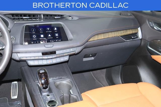 2022 Cadillac XT4 AWD Sport