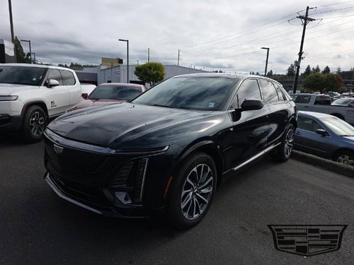2024 Cadillac LYRIQ Sport 2