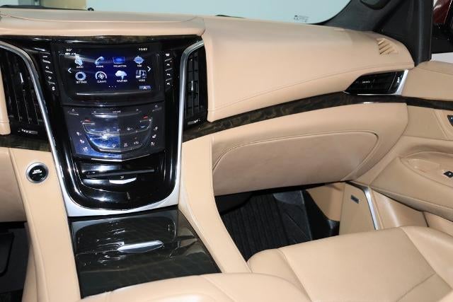2019 Cadillac Escalade Platinum