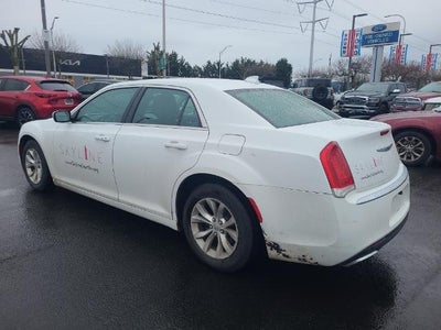 2015 Chrysler 300 Limited