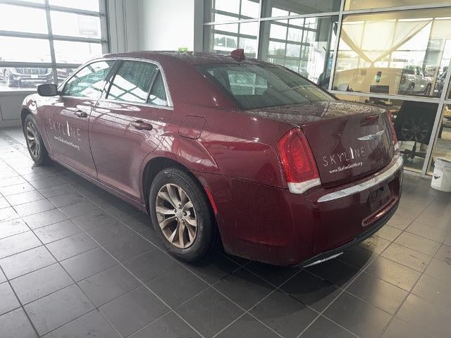 2015 Chrysler 300 Base