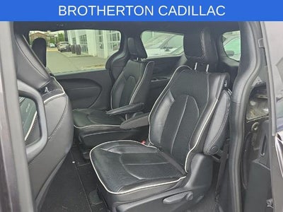 2023 Chrysler Pacifica Hybrid Limited