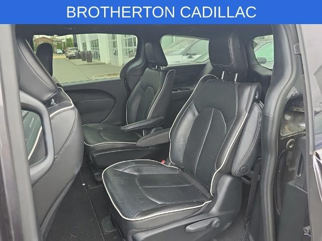 2023 Chrysler Pacifica Hybrid Limited