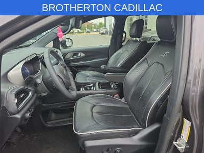 2023 Chrysler Pacifica Hybrid Limited
