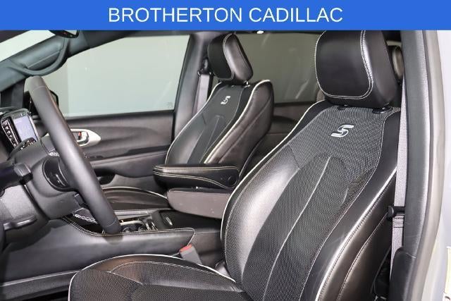2023 Chrysler Pacifica Hybrid Limited
