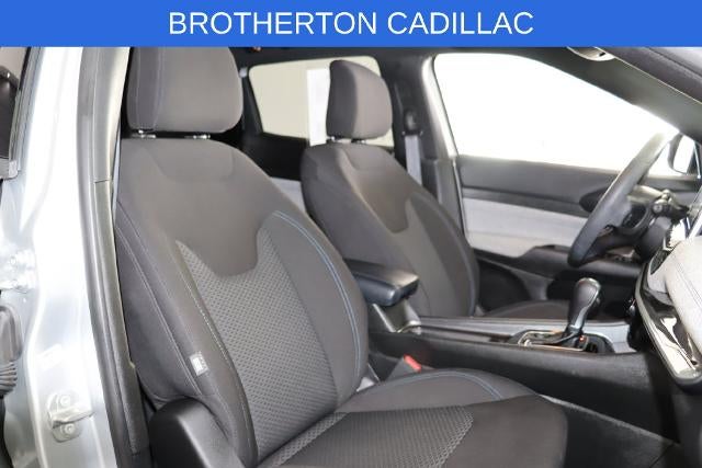 2025 Jeep Compass Base