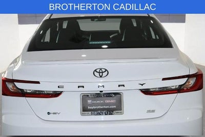 2025 Toyota Camry SE