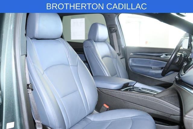 2022 Buick Enclave Essence