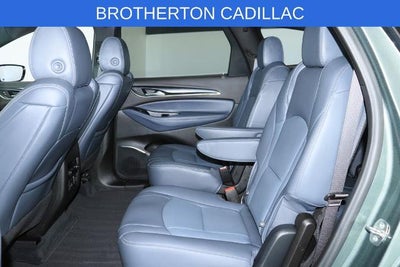 2022 Buick Enclave Essence