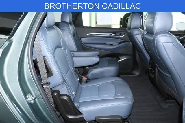 2022 Buick Enclave Essence