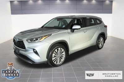 2024 Toyota Highlander Hybrid Platinum