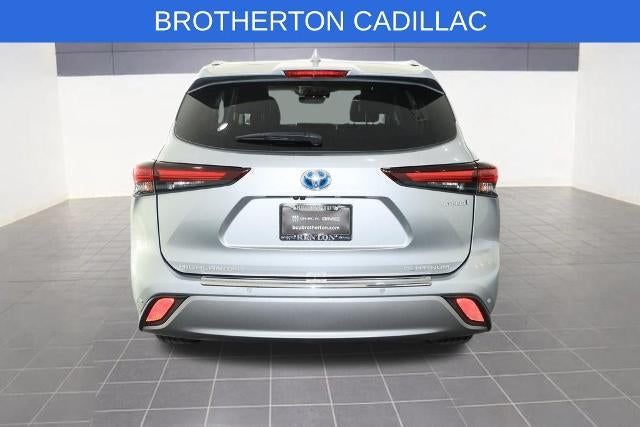 2024 Toyota Highlander Hybrid Platinum